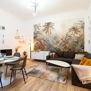 Stylish Modern Next To New York Cafe , Budapest Ungheria